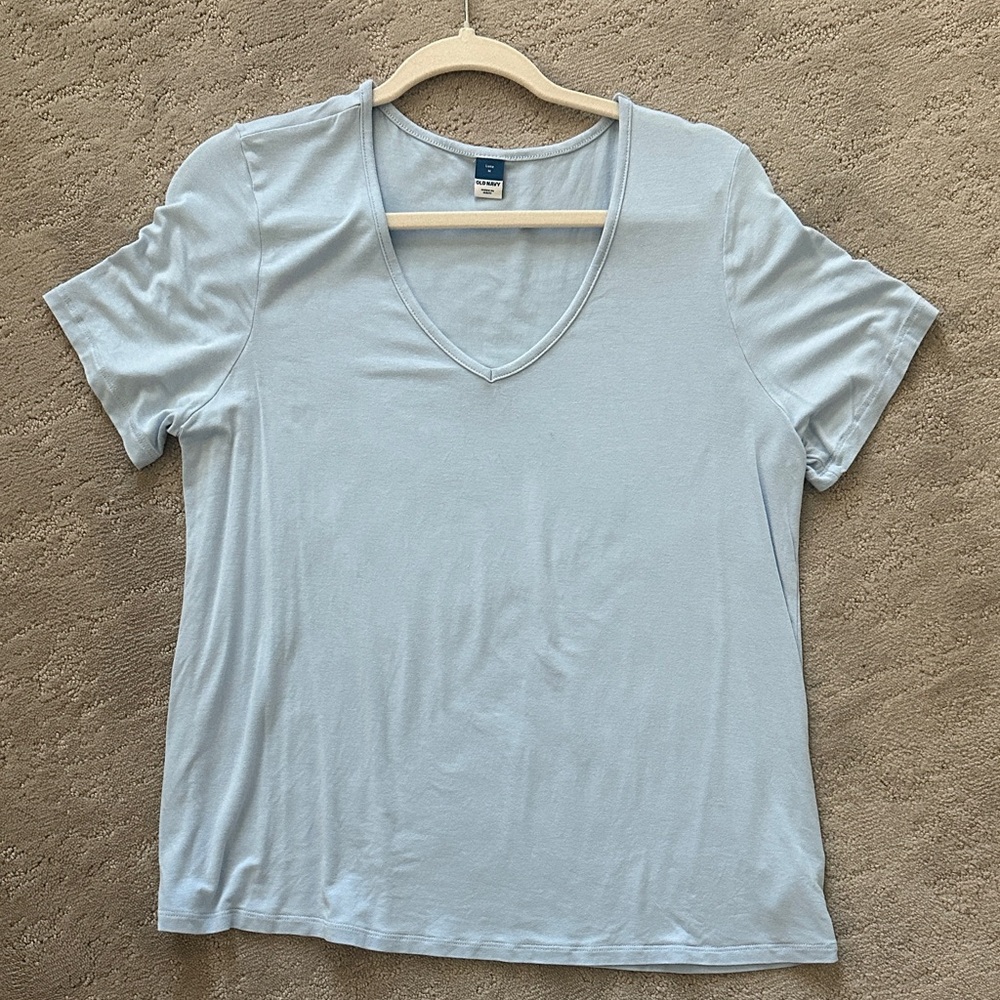 Old Navy Light Blue Short Sleeve V-Neck Tee